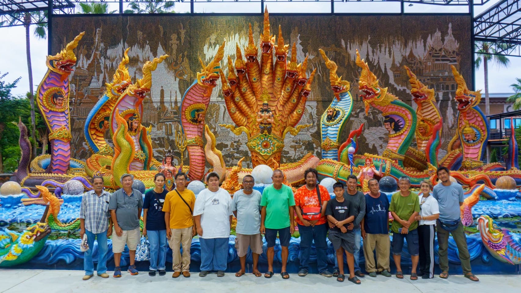 สวนนงนุชพัทยา ต้อนรับชมรมผู้ปลูกเลี้ยงลิ้นมังกรประเทศไทยมาประชุมและนำสายพันธุ์ที่แปลกและหายากมาโชว์ให้ทุกท่านได้ชม